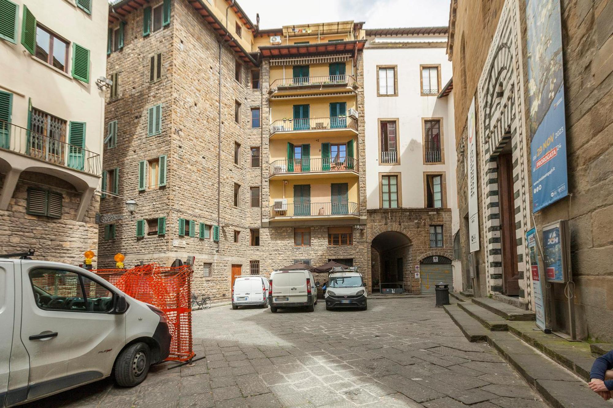 Mamo Florence - Santo Stefano Apartment Экстерьер фото